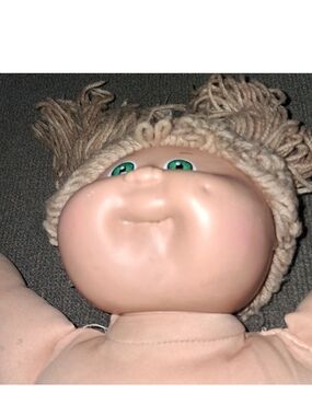 Vintage 1982 Cabbage Patch Hair in Cream and Green Eyes